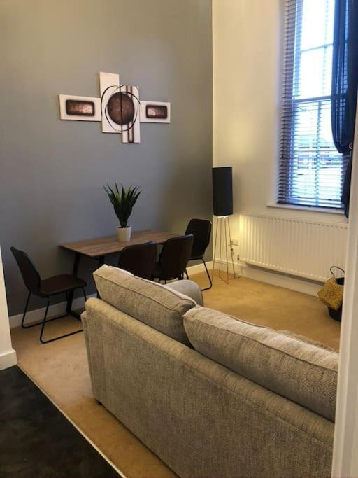 Fusilier Apartment Wrexham City Exteriér fotografie